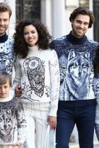 Свитер с оленями Модный тренд  Pulltonic Family look фэмили лук семья в одинаковой одежде одинаковая одежда комплект платье мама дочка папа сын